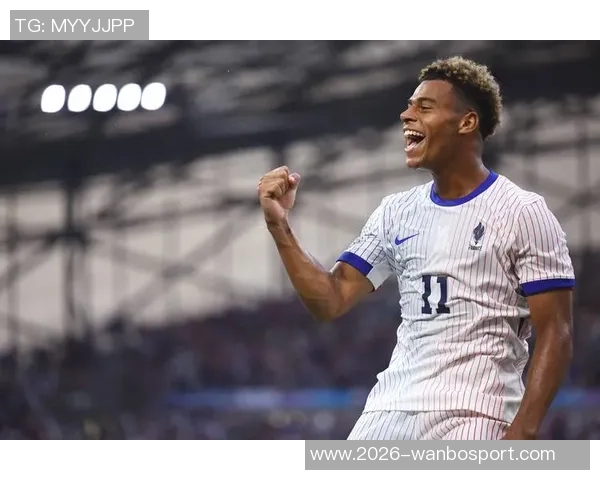 法国队顽强追平阿塞拜疆古斯托助攻马特塔头球破门精彩瞬间