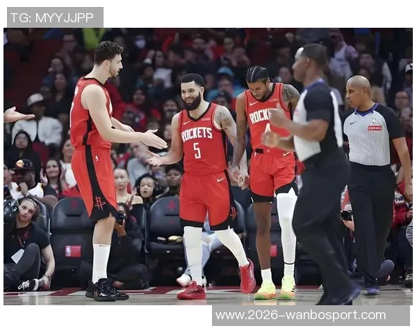 范弗里特谈火箭进攻效率超预期表达对球队现状的满意与惊喜